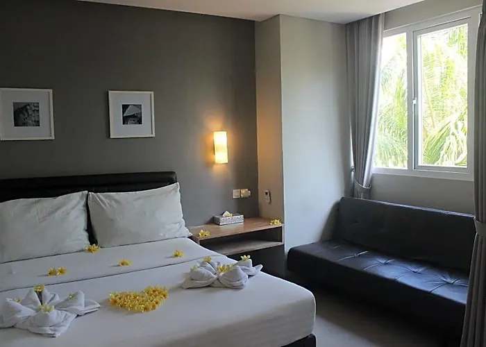 Kuta Beach Hotel 3*
